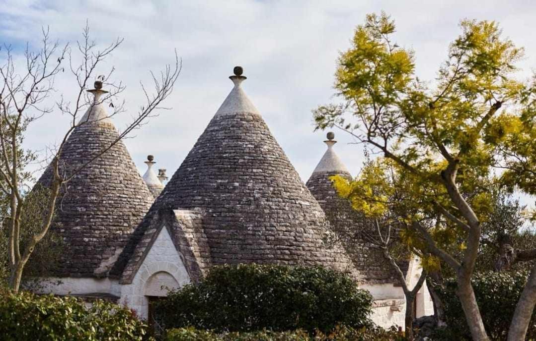Trulli Azzalema With Exclusive Pool Villa Brindisi Dış mekan fotoğraf